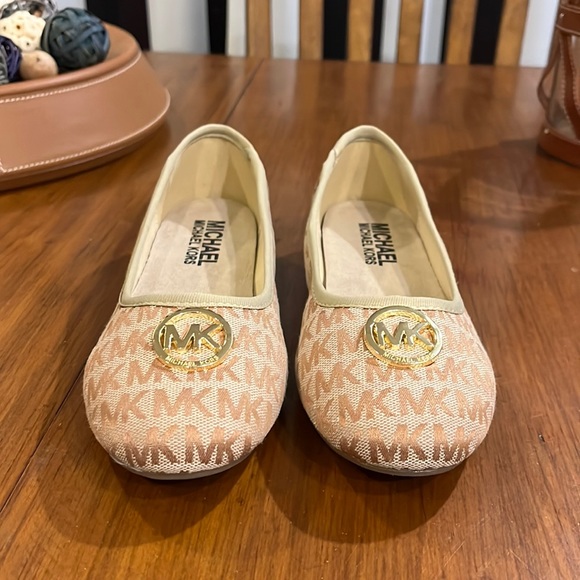 Michael Kors Faye 2 Jacquard Flats Shoes new Camel Youth 5Y GS Big Girls Size 5 - Picture 5 of 14